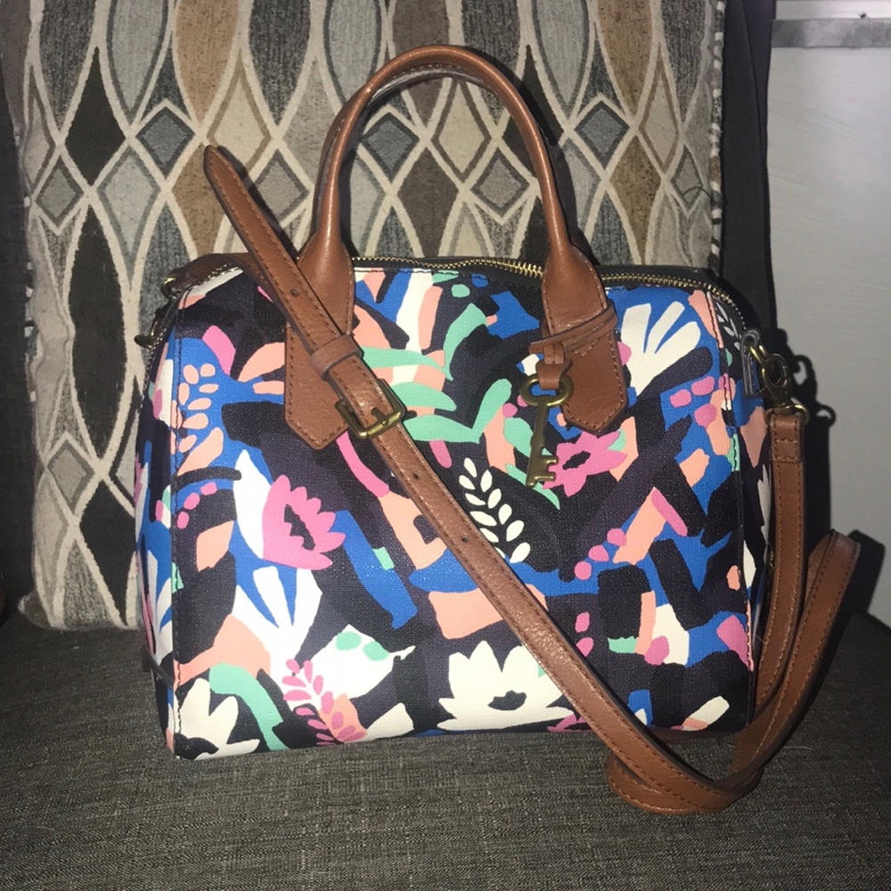 EUC Fossil Satchel Crossbody 👜💕